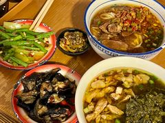 -矮子粉店1985·长沙米粉(湘春路店)