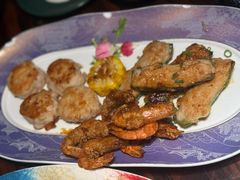 三姐煎酿辣椒拼煎酿藕饼-粤·向群饭店(麓景路店)
