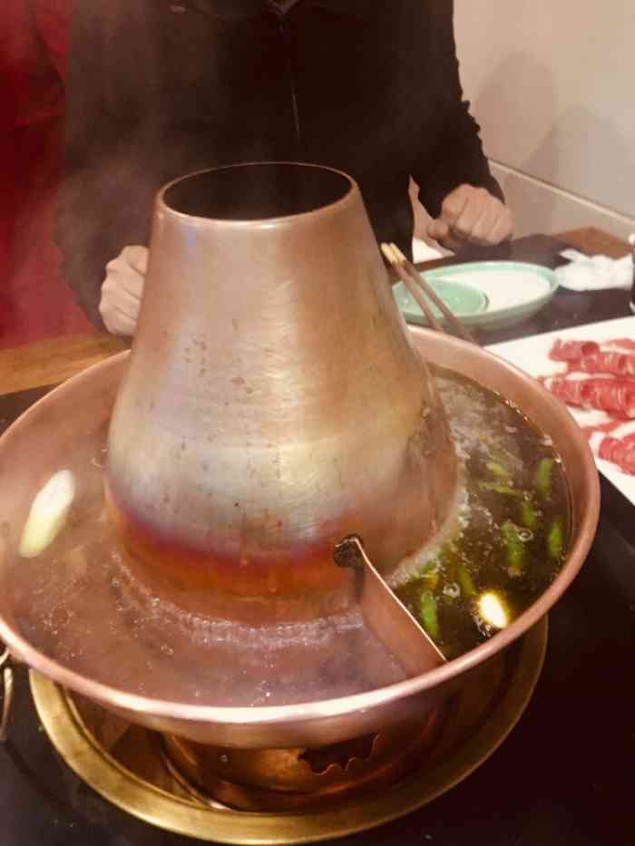 铁瓷涮肉(花乡店)-"和家人一起去吃涮肉,首先位置不是特别起眼.