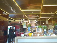 -大中华希尔顿酒店-念自助餐·嗨啤·小龙虾