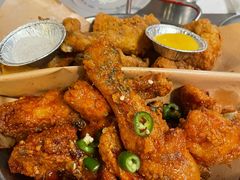 炸鸡一半一半-富乐满韩国正宗炸鸡韩国料理(虹泉路店)