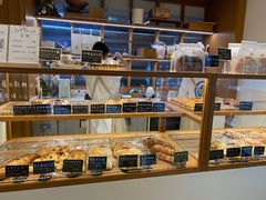 面包甜点陈列柜-慢熟面包店bud bread(孩儿巷店)