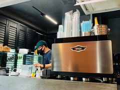-CowCow其其·牛杂咖啡公司(六运店)