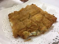 脆皮墨鱼饼-惠爱餐厅
