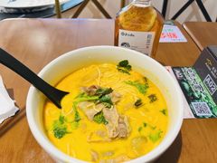 草本酸辣肥牛面-和府捞面(东方广场店)