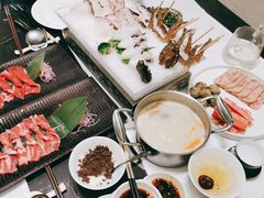 -红鼎豆捞·非遗鲍皇汤火锅(宝丰路店)