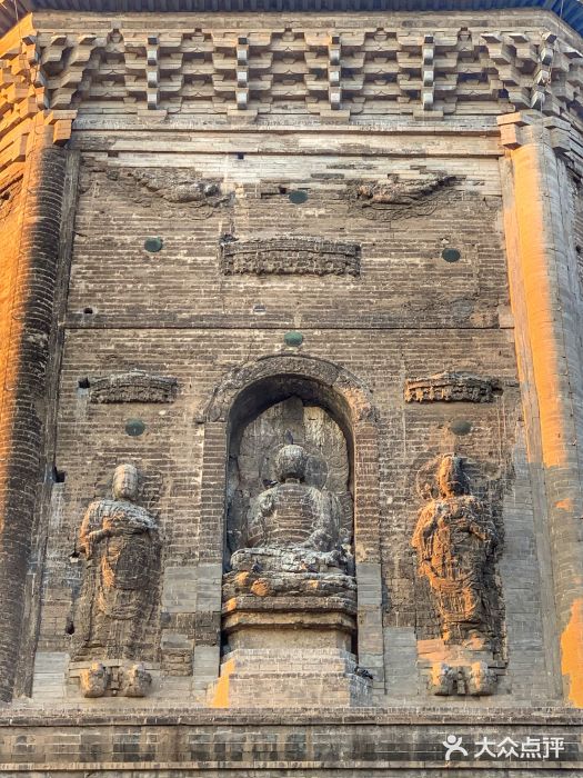 古塔公园图片