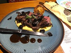 -JINNS锦时 steak&pizza(浸信会礼拜堂旧址店)