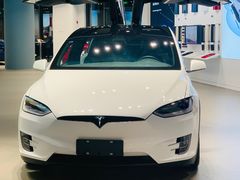 -TESLA 特斯拉(上海太古汇体验店)