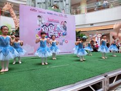 爱心isee灰姑娘(顺义华联店)-Isee灰姑娘国际儿童艺术中心(BHGMall店)