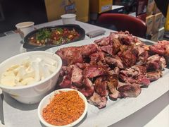 -小河公主秘制烤羊腿(小绿谷店)
