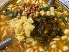 -吴三酸菜麻食酱香面馆(印花布园小区店)