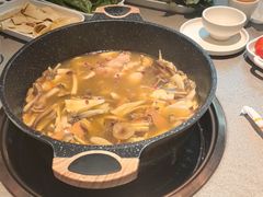 -菌自在·云南野生菌火锅(长安万达店)