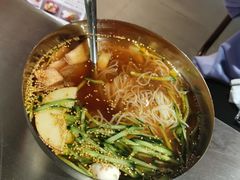 -马路牙子地桌烤肉(工体店)