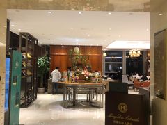 -南湖名都·景湖轩全日制餐厅·海鲜自助·东南亚风味·临湖而食