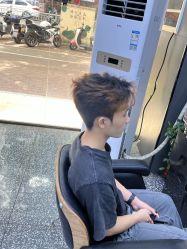 -藤野造型专业烫染接发