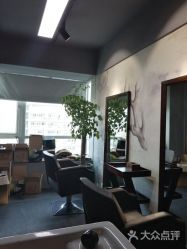 -BM SALON