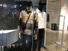 -URBAN REVIVO(荟聚中心店)
