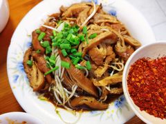 卤水肥肠-中和裴氏蹄花(府河路店)