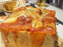 澳门厚切猪扒焗饭-開籠雀冰室(同和金铂店)