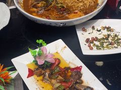 -南京金牛湖巨碗鱼头