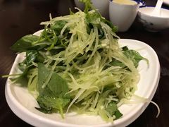 荆芥拌笋丝-味上融合餐厅