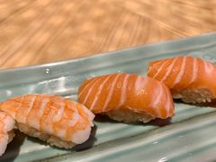 三文鱼寿司-鸟山鸣·日料食堂(王府井店)