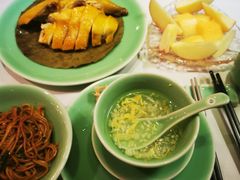 -美奈小馆·越南料理(中航城君尚购物中心店)