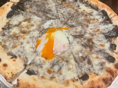 招牌黑松露蘑菇披萨-IL TEATRO 精品意大利餐厅