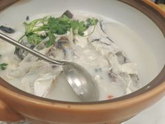 鱼头汤-宝荣鱼馆·临湖之宴(千岛湖店)