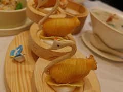 天鹅榴莲酥-天瑞轩·粤菜餐厅