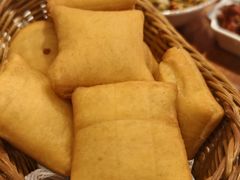-巴特餐饮6加1音乐餐吧·新疆菜