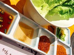 -唯成•韩国炭火烤肉 유성고기