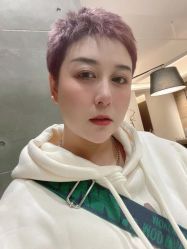 -C-18 SALON