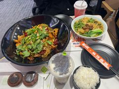 -醉人椒麻辣香锅(王府井喜悦店)