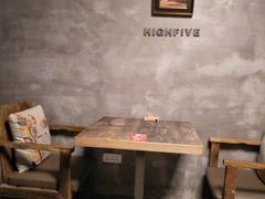 -HIGH FIVE哈福手工汉堡(桂林路店)