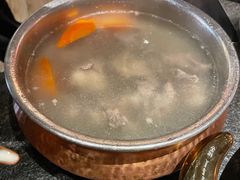 宁夏盐池滩羊手抓肉-丝路金桃·新疆菜(徐汇店)