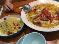-鱼亨小鲜酸菜鱼(大信店)