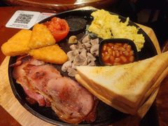 -Hooley's活利仕西餐厅(珠江新城店)