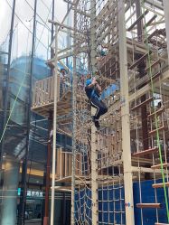 -PIPIKINGDOM皮皮王国欢乐号(欢乐海岸购物中心店)