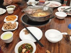 -正能量脆肉鲩火锅