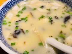 鲍蛤蛏海鲜面-沪西老弄堂面馆(定西路店)