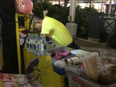 -詹爷爷乌节路街头冰淇淋