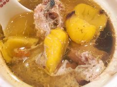 板栗炖鸡汤-钟姐炖品(印象城百盛店)