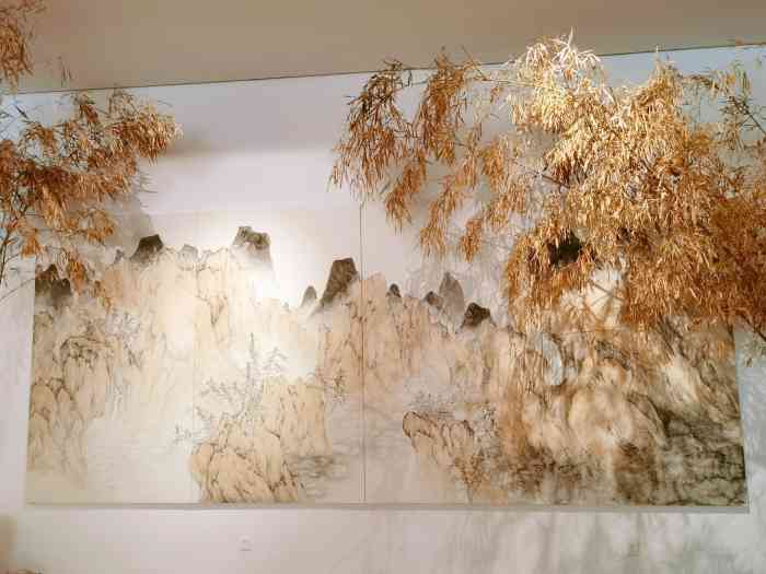 苏州本色美术馆-"99地址:吴中区通达路219号 04交.