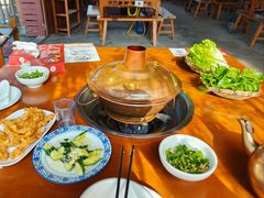 -岳记兴隆·青城腊排铜火锅(融创店)