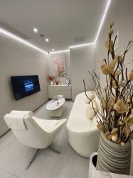 -佳慕皮肤管理连锁