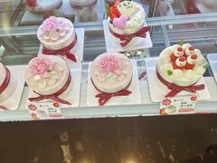 -花花卷卷·鲜食蛋糕(静安久光百货店)