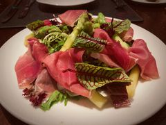 -恰餐厅及酒吧 CHAR Bar & Grill (北京丽都皇冠假日店)