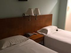 -三亚凤凰机场海航快捷酒店